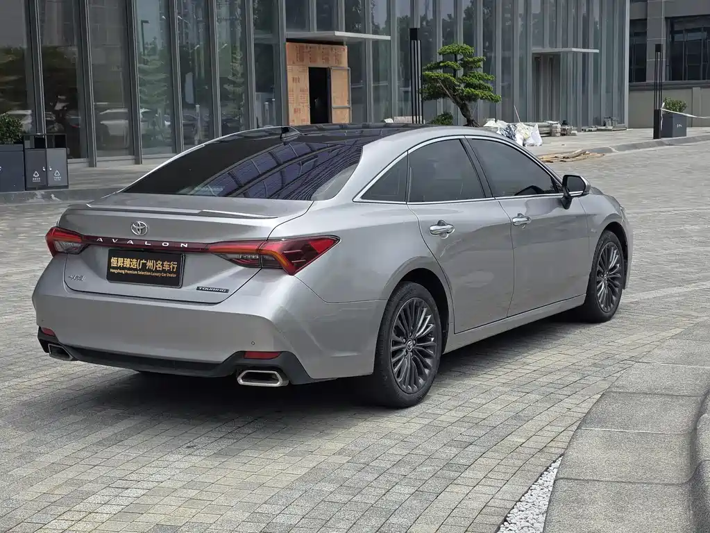 Toyota Avalon 2019 — фото 4