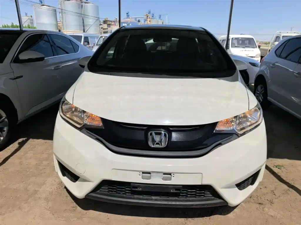 Honda Fit 2017 — фото 3
