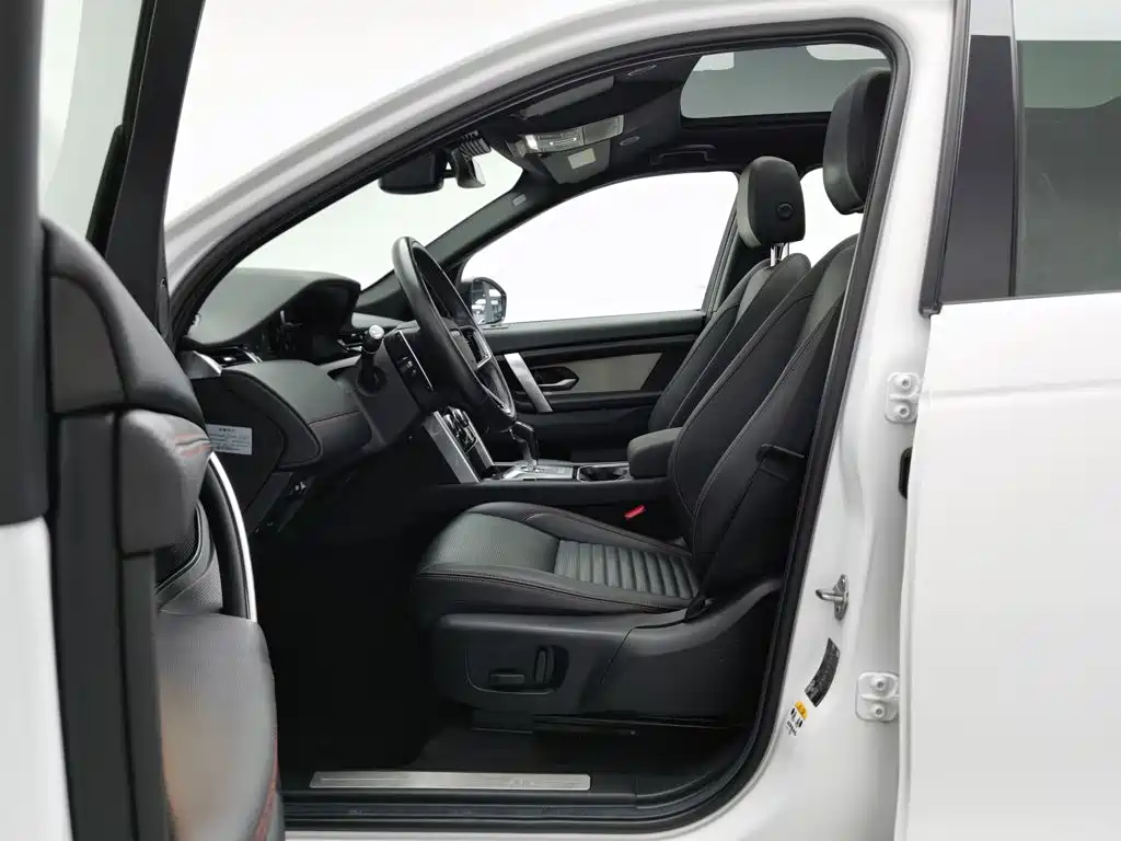 Land Rover Discovery Sport 2023 — фото 10