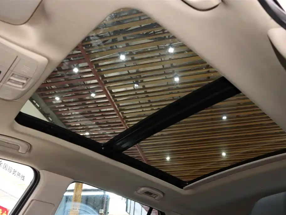 Buick Envision Plus 2017 — фото 15