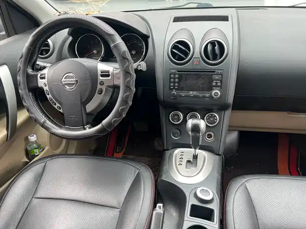Nissan Qashqai 2010