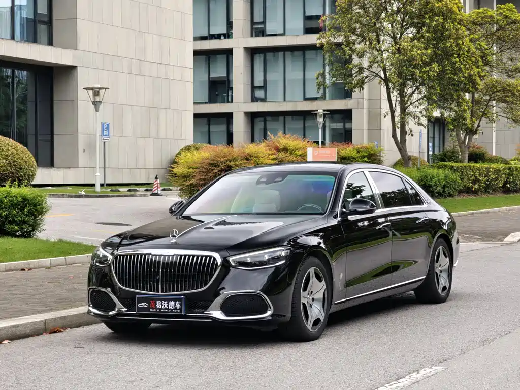 Mercedes-Benz S-Class 2025 — фото 1