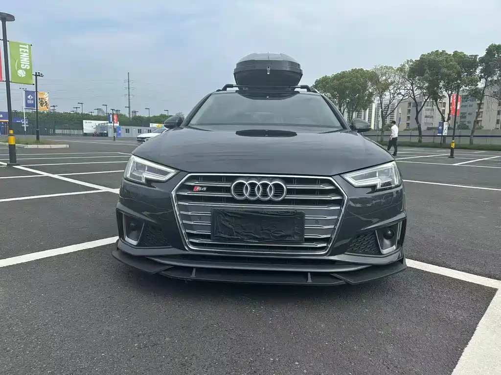 Audi A4 2020 — фото 2
