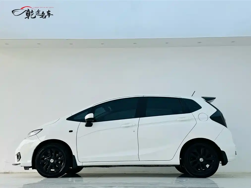 Honda Fit 2019 — фото 4