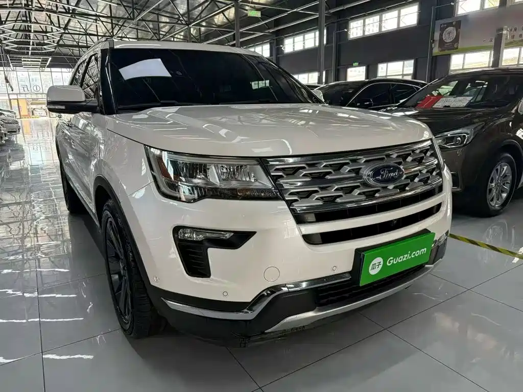 Ford Explorer 2019 — фото 4