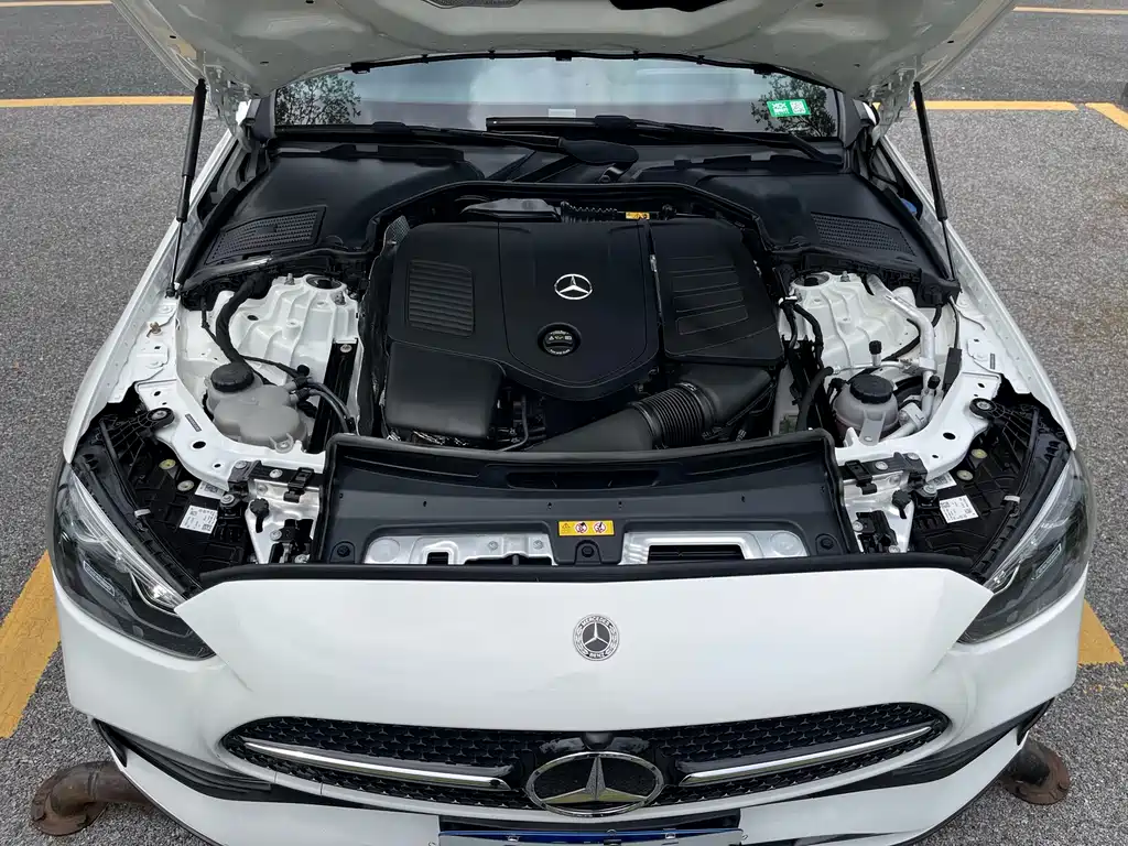 Mercedes-Benz C-Class 2023 — фото 24