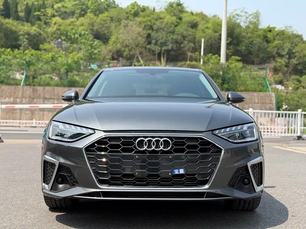 Audi A4L 2022