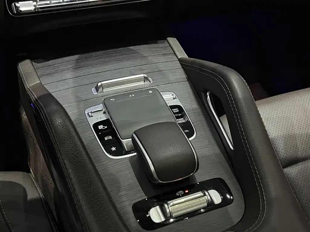 Mercedes-Benz GLE 2020 — фото 18