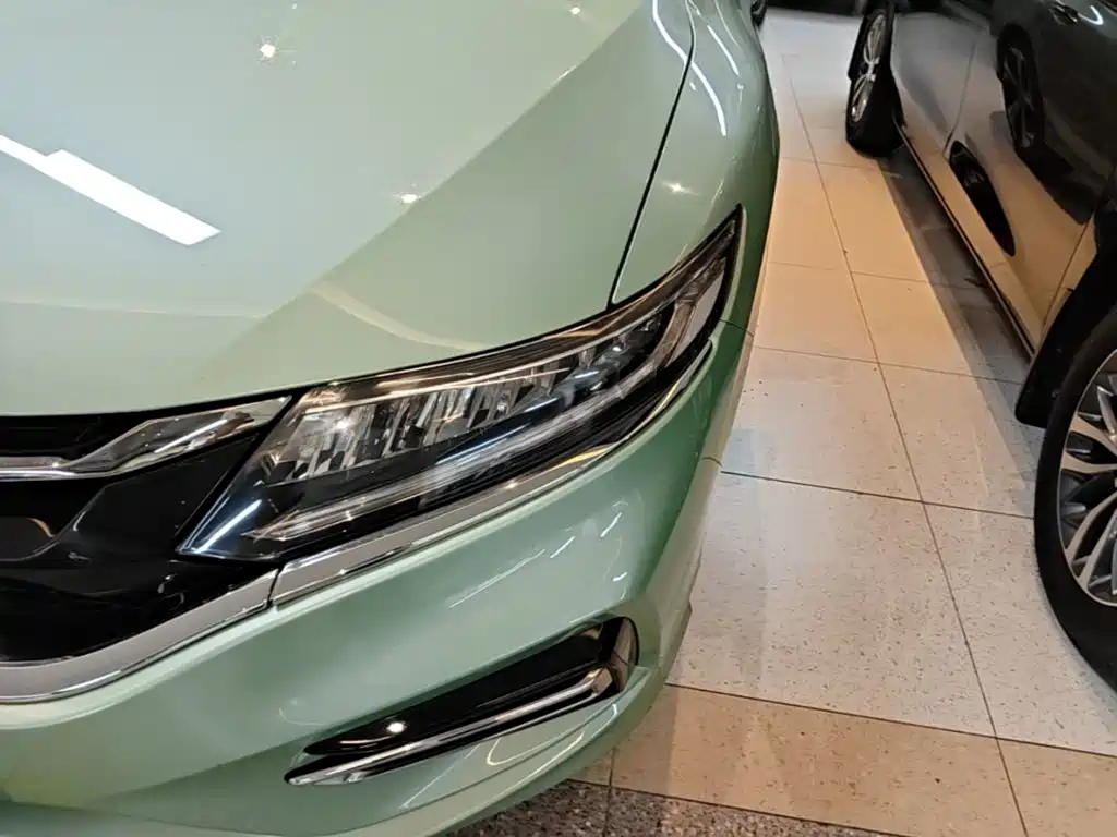 Honda Jade 2017 — фото 24