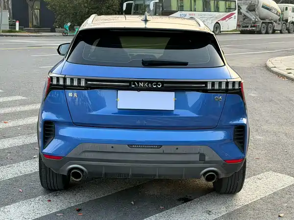Lynk & Co 06 2021