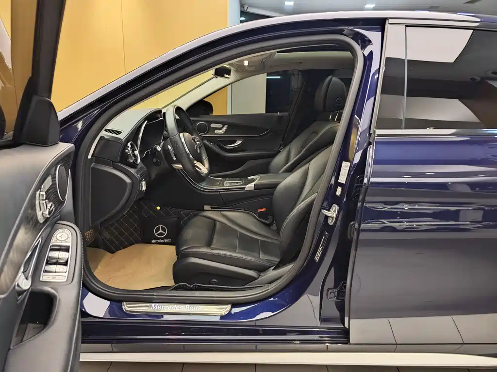 Mercedes-Benz C-Class 2020 — фото 13