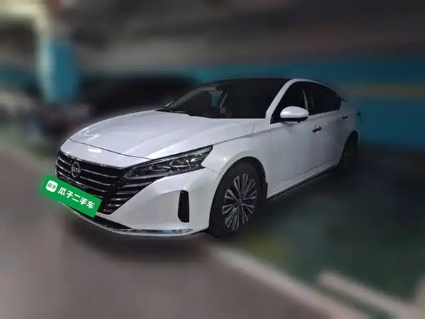 Nissan Teana 2023