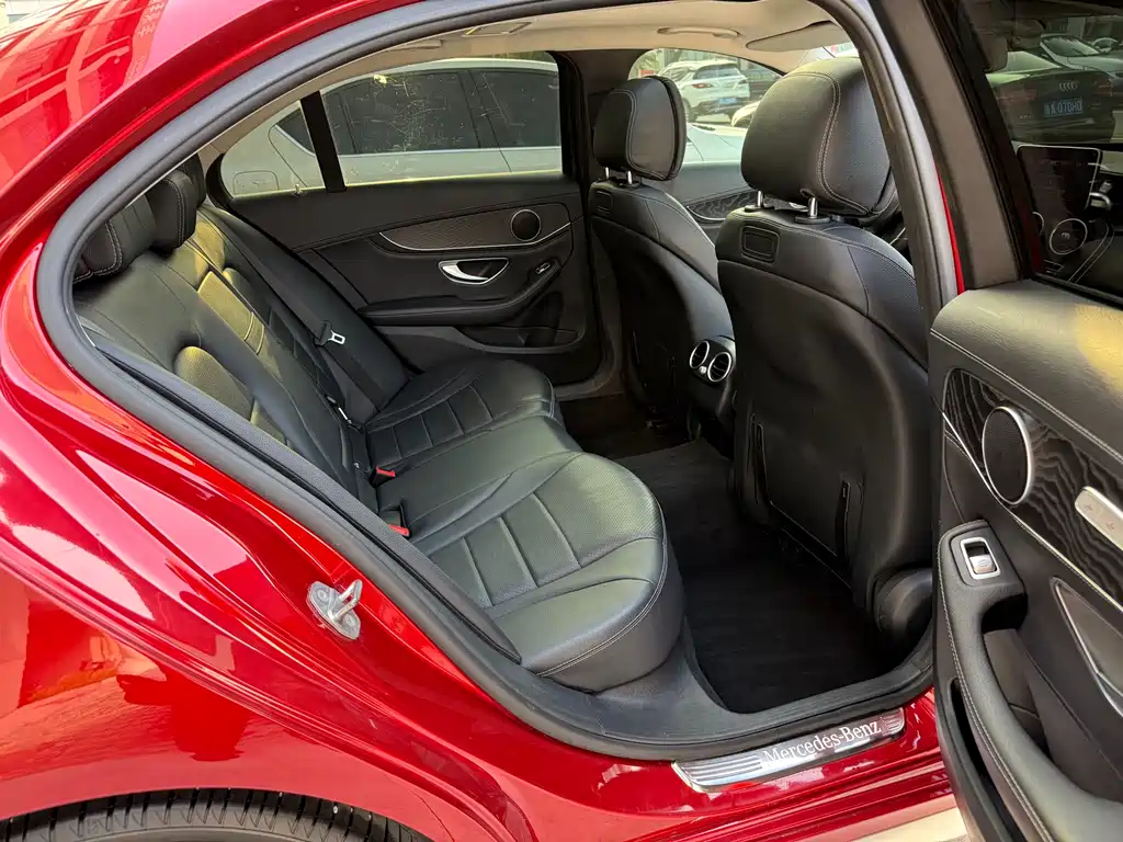 Mercedes-Benz C-Class 2018 — фото 26
