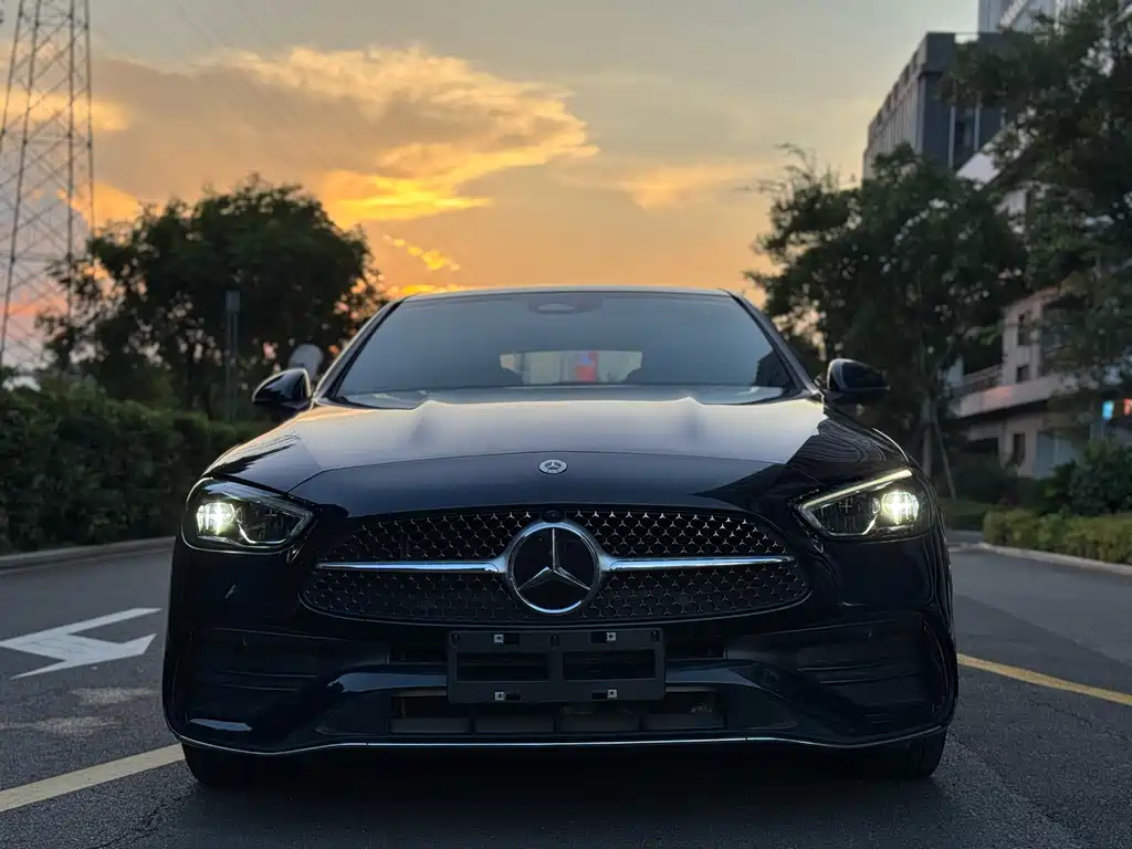 Mercedes-Benz C-Class 2023 — фото 2