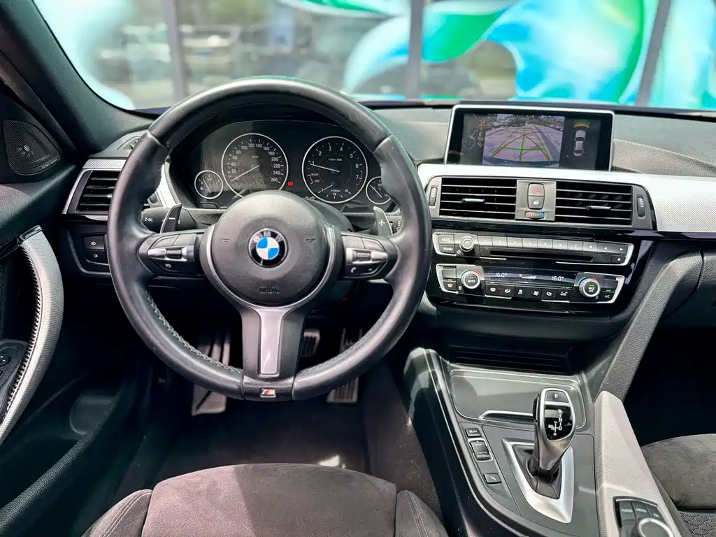 BMW 3 Series 2017 — фото 7