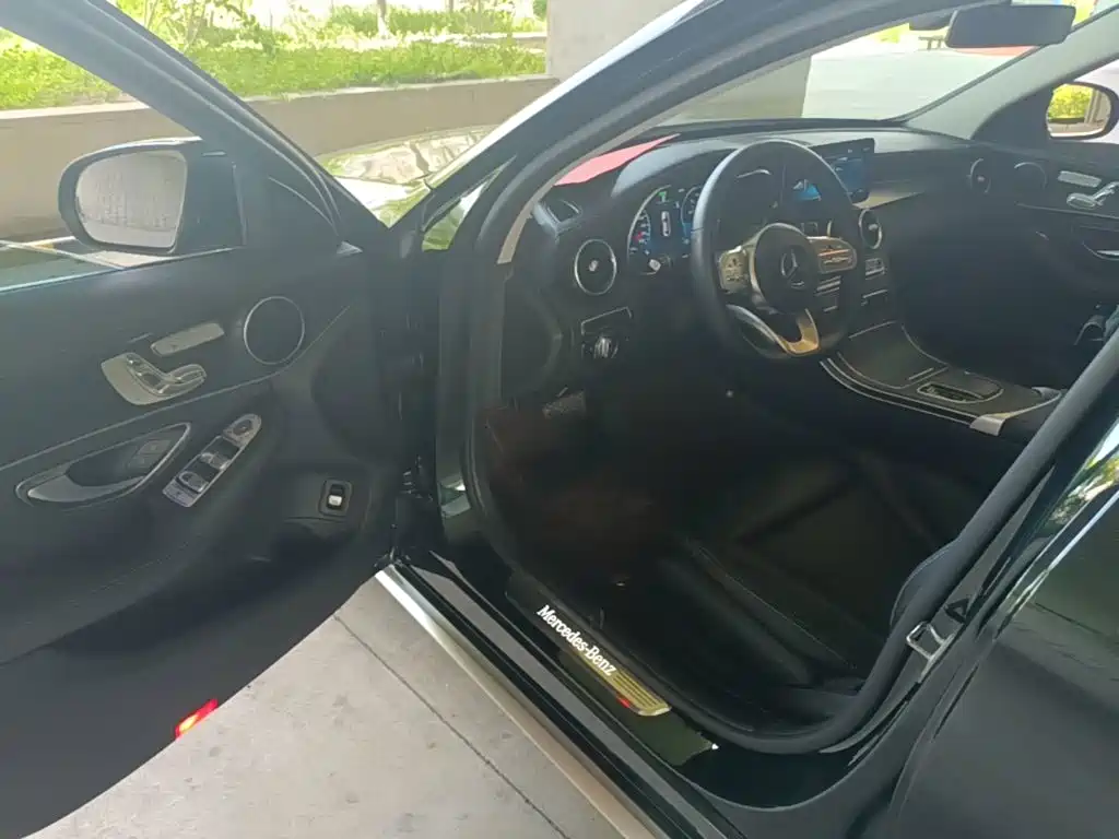 Mercedes-Benz C-Class 2020 — фото 16