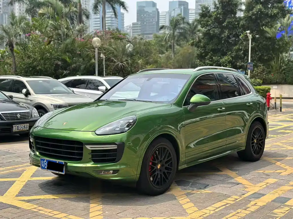 Porsche Cayenne 2016 — фото 1