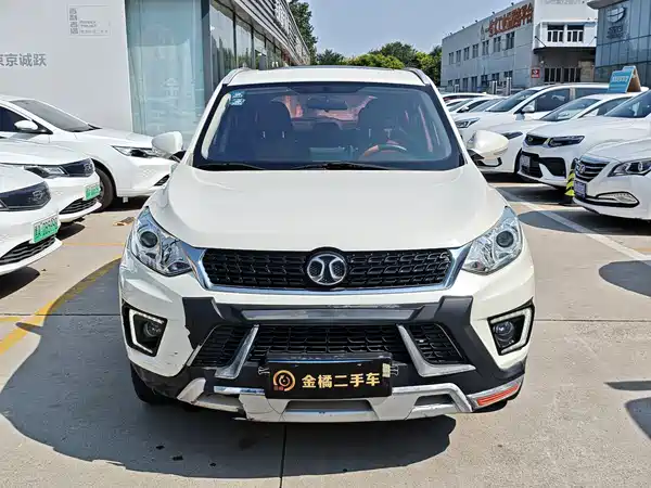 BAIC Shenbao X35 2018