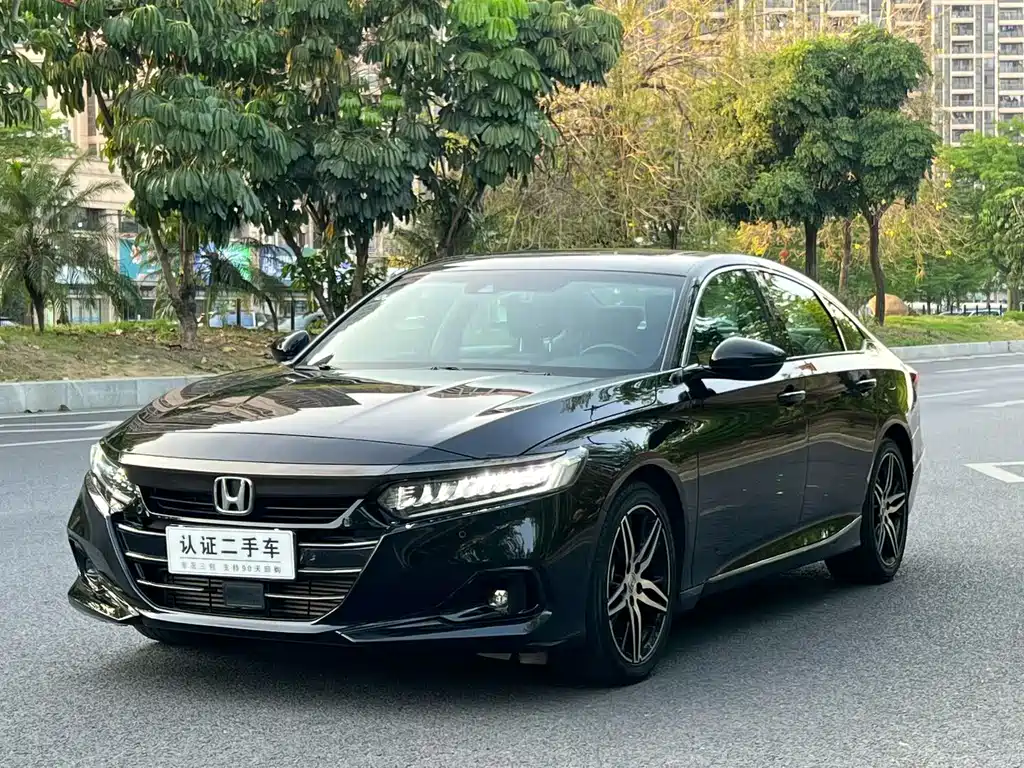 Honda Accord 2023 — фото 1