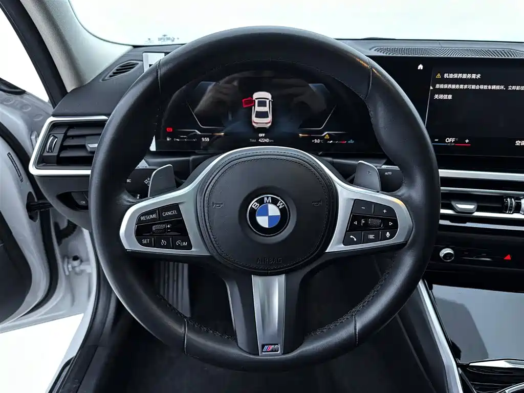 BMW 3 Series 2023 — фото 11