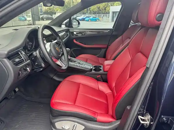 Porsche Macan 2020