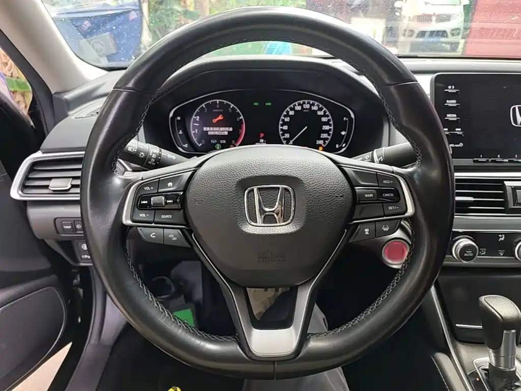 Honda Accord 2021 — фото 11