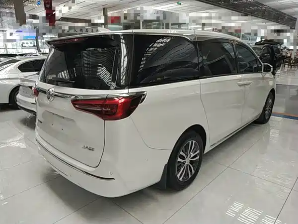 Buick GL8 2022
