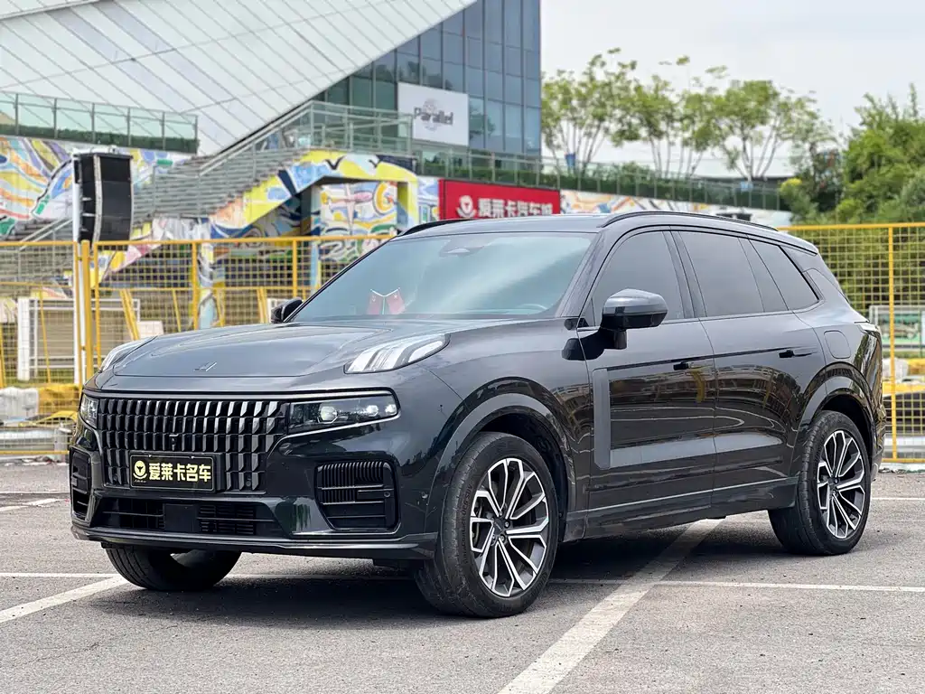 Lynk & Co 09 EM-P 2022