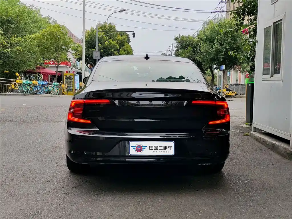 Volvo S90 PHEV 2023 — фото 5