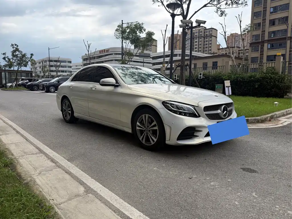 Mercedes-Benz C-Class 2020 — фото 3