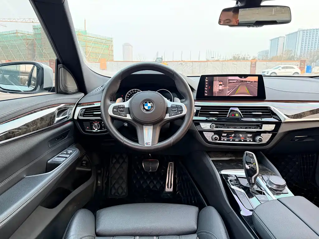 BMW 6 Series GT 2019 — фото 8