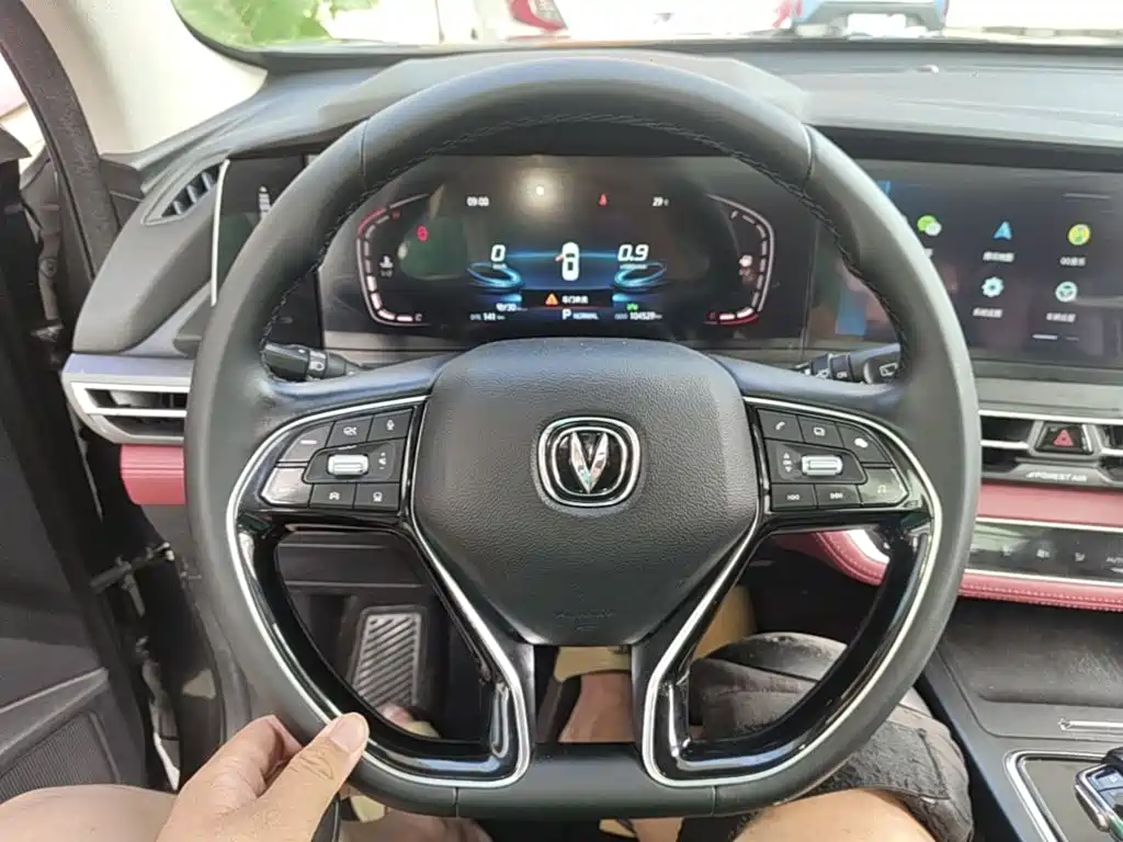 Changan CS75PLUS 2020 — фото 11