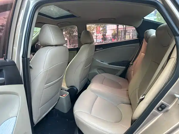 Hyundai Accent 2016