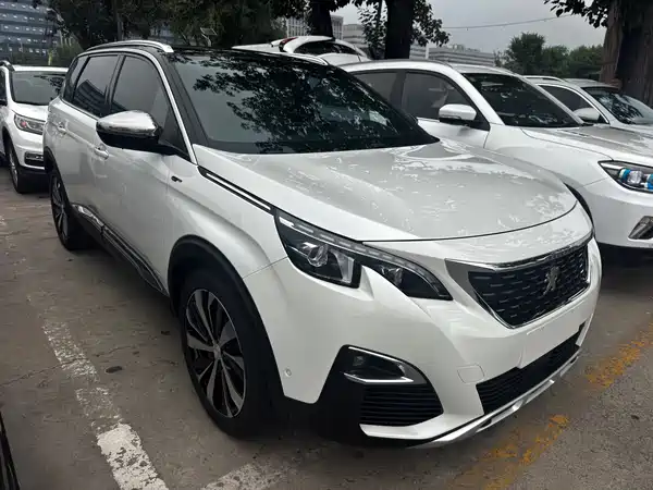 Peugeot 5008 2018