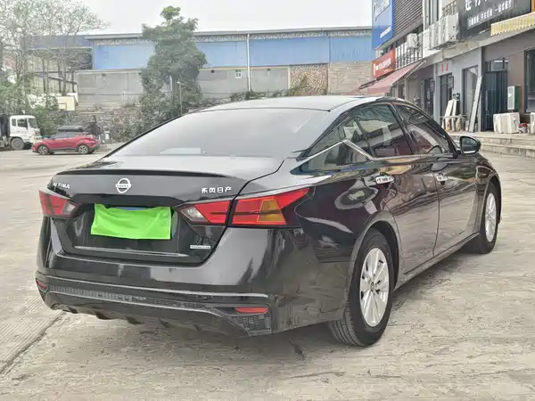 Nissan Teana 2021