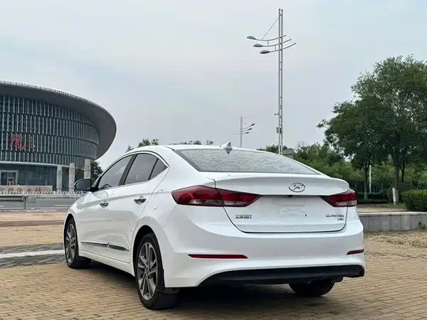 Hyundai Celesta 2016