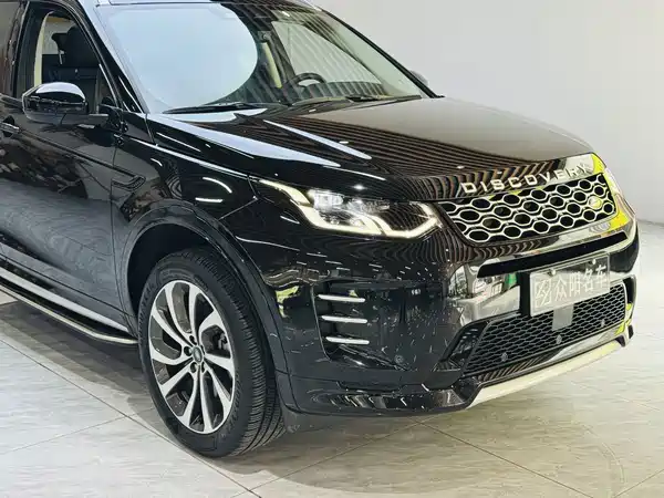 Land Rover Discovery Sport 2024