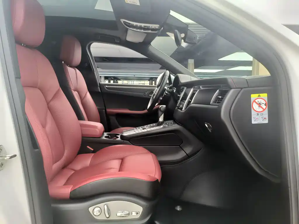 Porsche Macan 2017 — фото 4