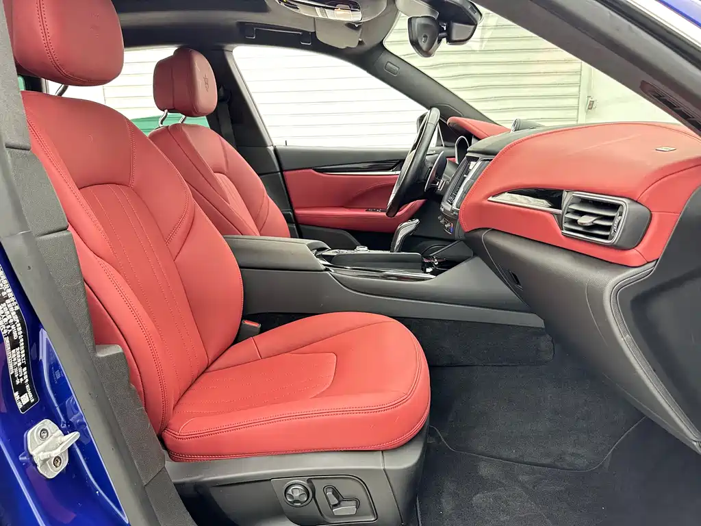 Maserati Levante 2020 — фото 10