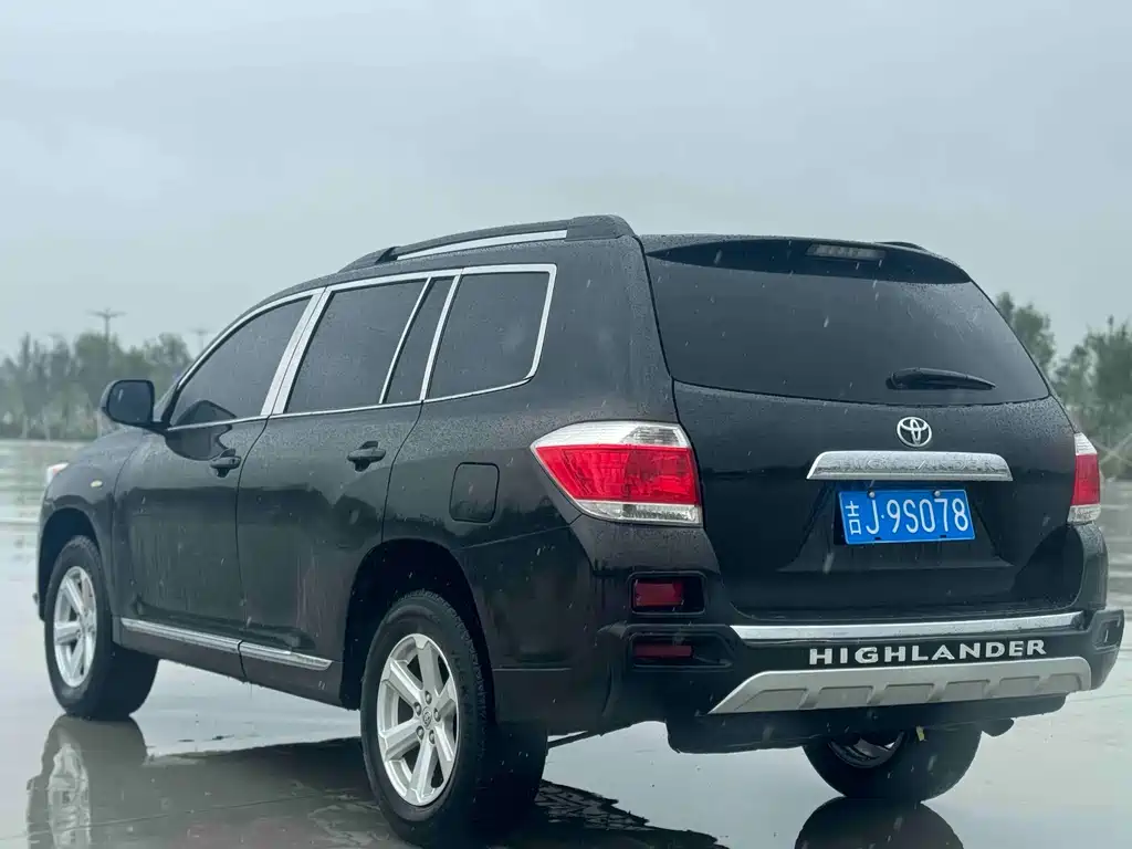 Toyota Highlander 2015 — фото 7