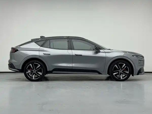 Ford EVOS 2022