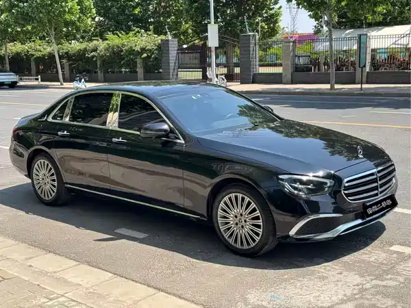 Mercedes-Benz E-Class 2021