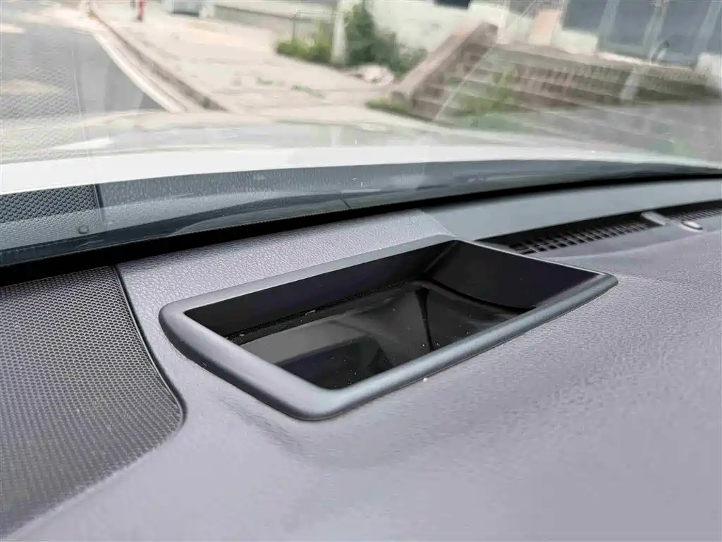 Toyota Camry 2021 — фото 13