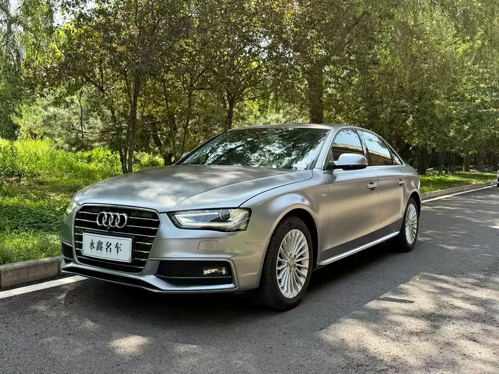 Audi A4L 2016