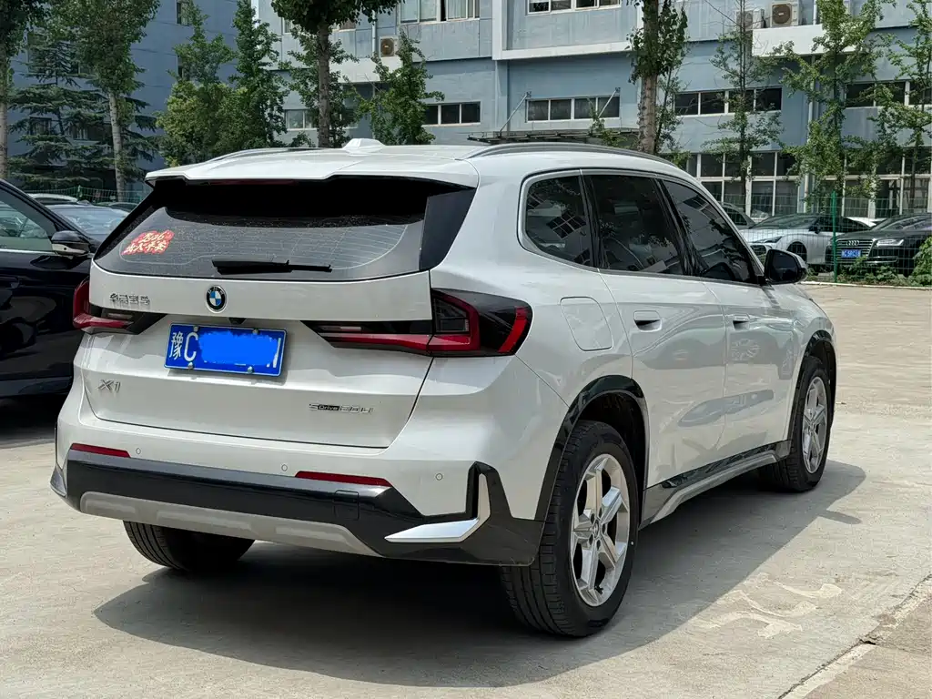 BMW X1 2023 — фото 3