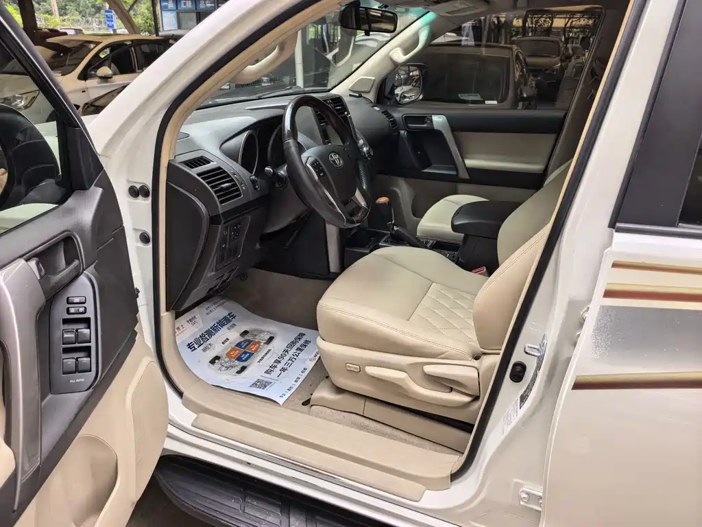 Toyota Prado 2011