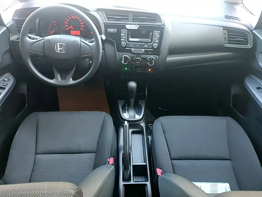Honda Fit 2019 — фото 10