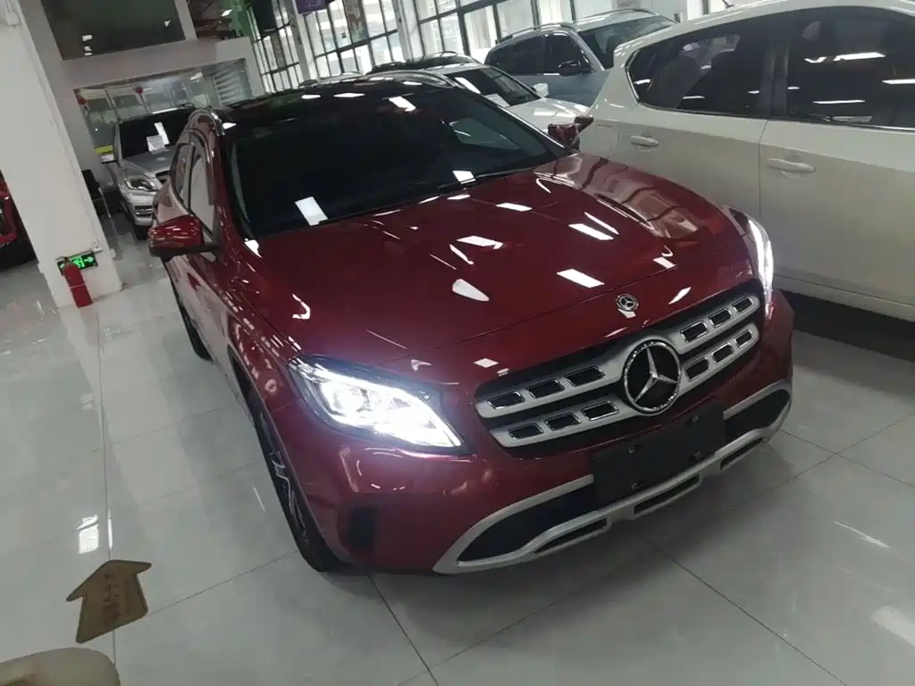 Mercedes-Benz GLA 2018 — фото 4