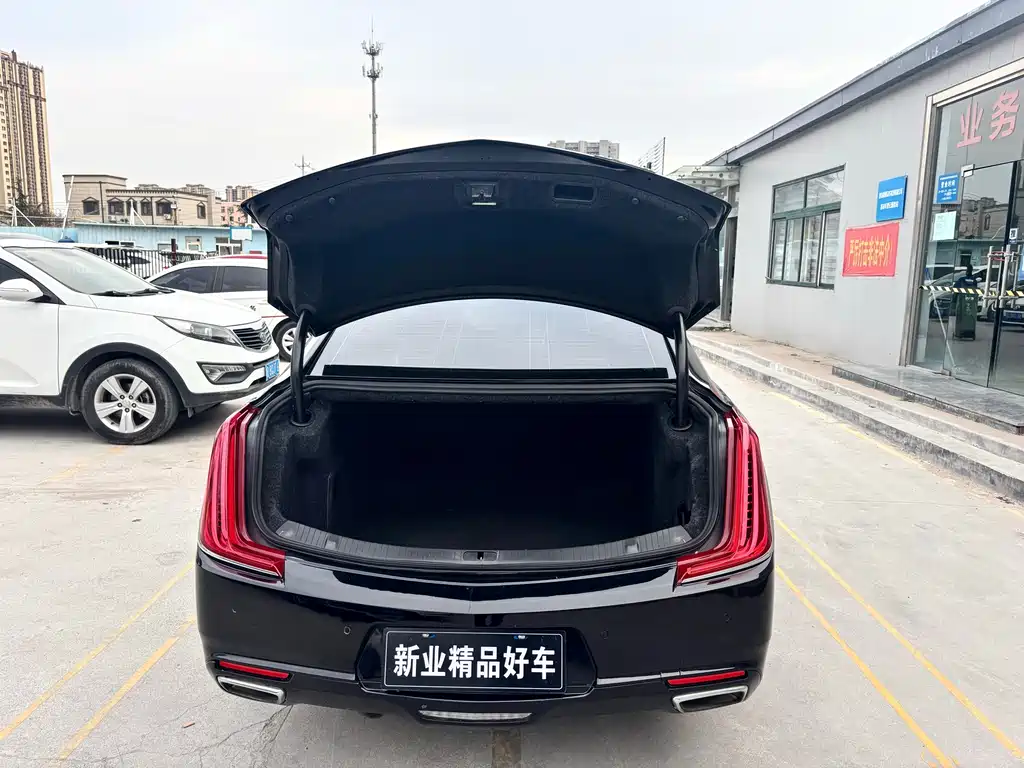 Cadillac XTS 2018 — фото 7