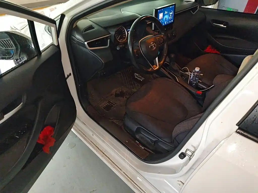 Toyota Corolla 2019 — фото 14